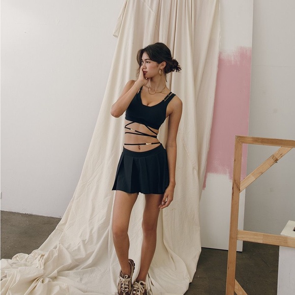 Nike x Jacquemus La Jupe Short Navy - Picture 2 of 9